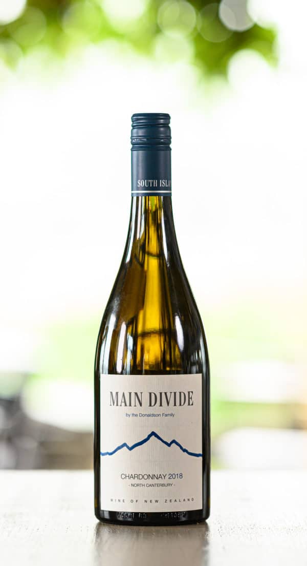 Fles Main Divide Chardonnay, Waipara Valley, Nieuw Zeeland, 2018