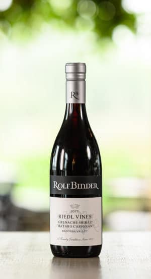 Fles Rolf Binder “ Riedl Vines”, Barossa Valley, Australië, 2017